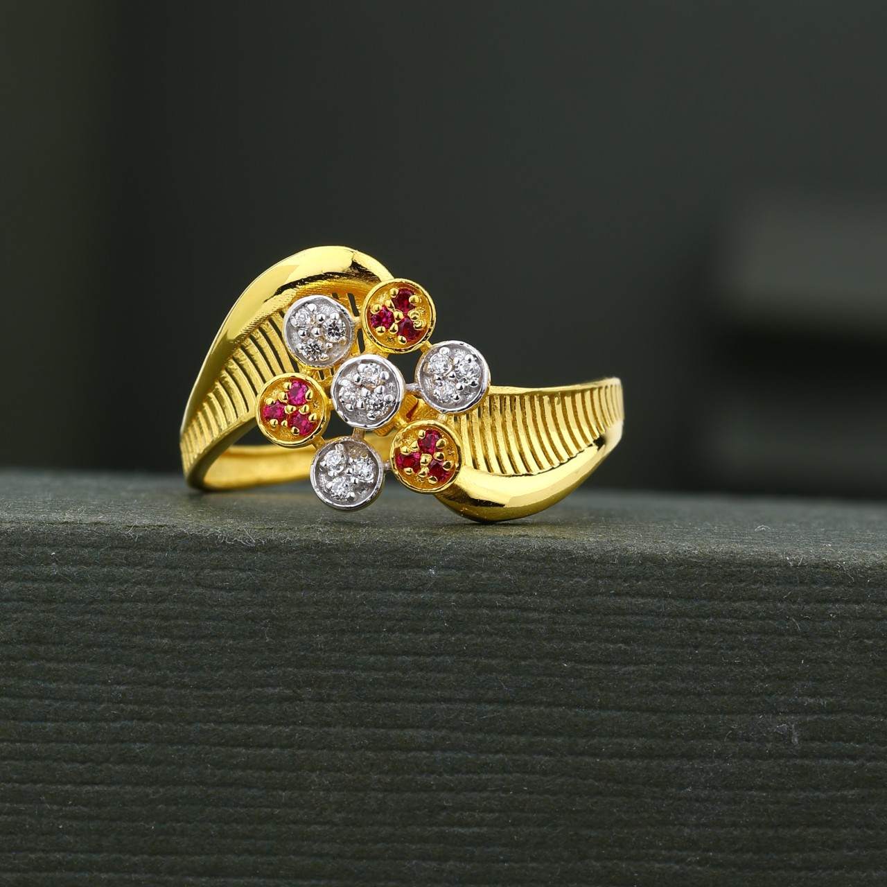 CZ Ladies Ring (LR-1973PH)