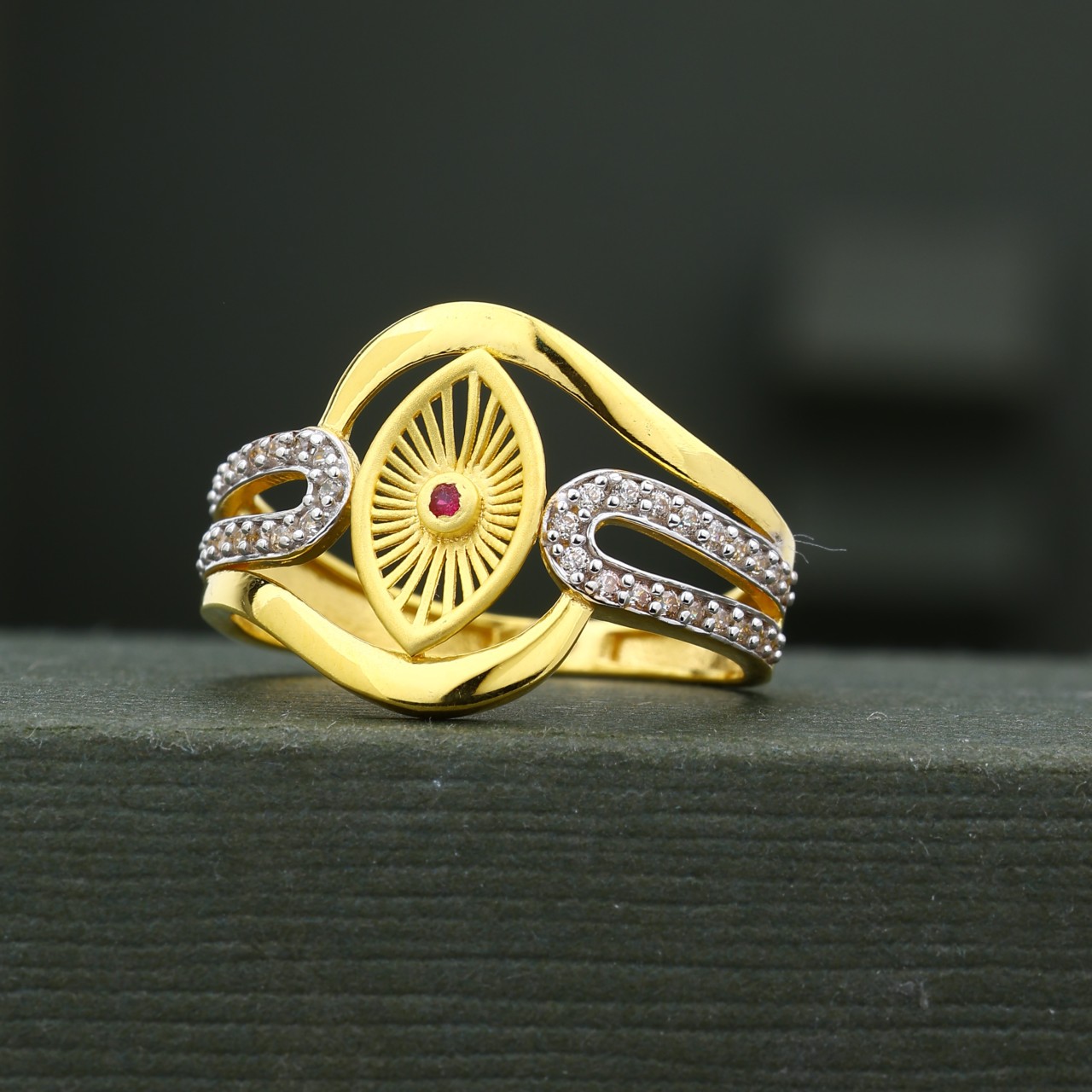 CZ Ladies Ring (LR-2019PH)