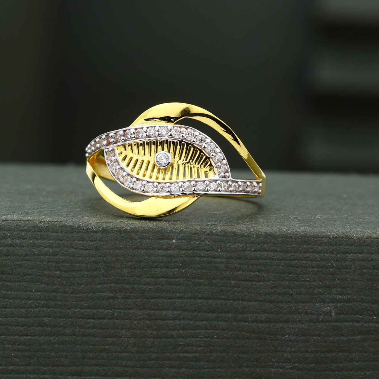 CZ Ladies Ring (LR-2042PH)