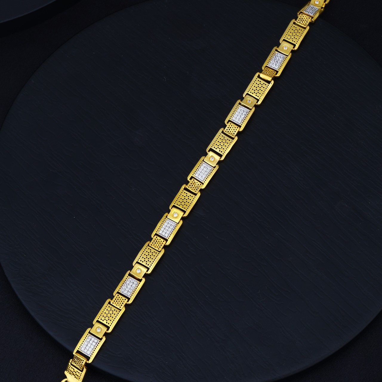 GENTS BRACELET  (SJGBR-601-P)